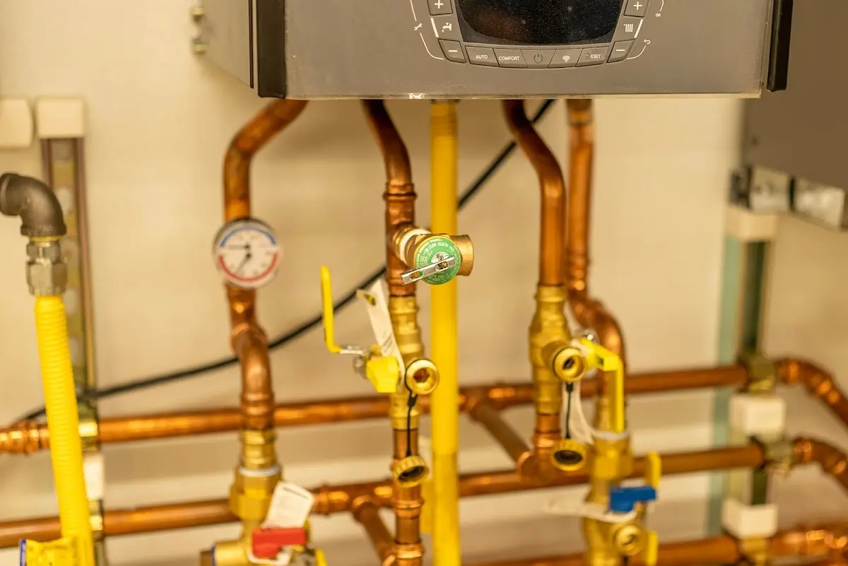 Licensed technician providing Emergency Plumbing for a homeowner in Bellflower